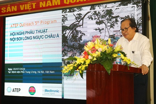 Lần đầu tiên ứng dụng công nghệ thực tế ảo đào tạo chuyên gia phẫu thuật lồng ngực